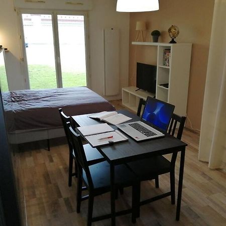 Studio 5 Min Du Centre Et De La Gare Yvetot Kültér fotó