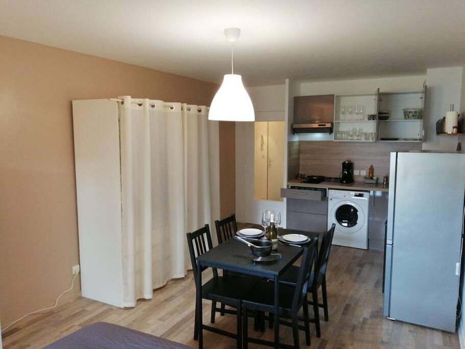 Studio 5 Min Du Centre Et De La Gare Yvetot Kültér fotó